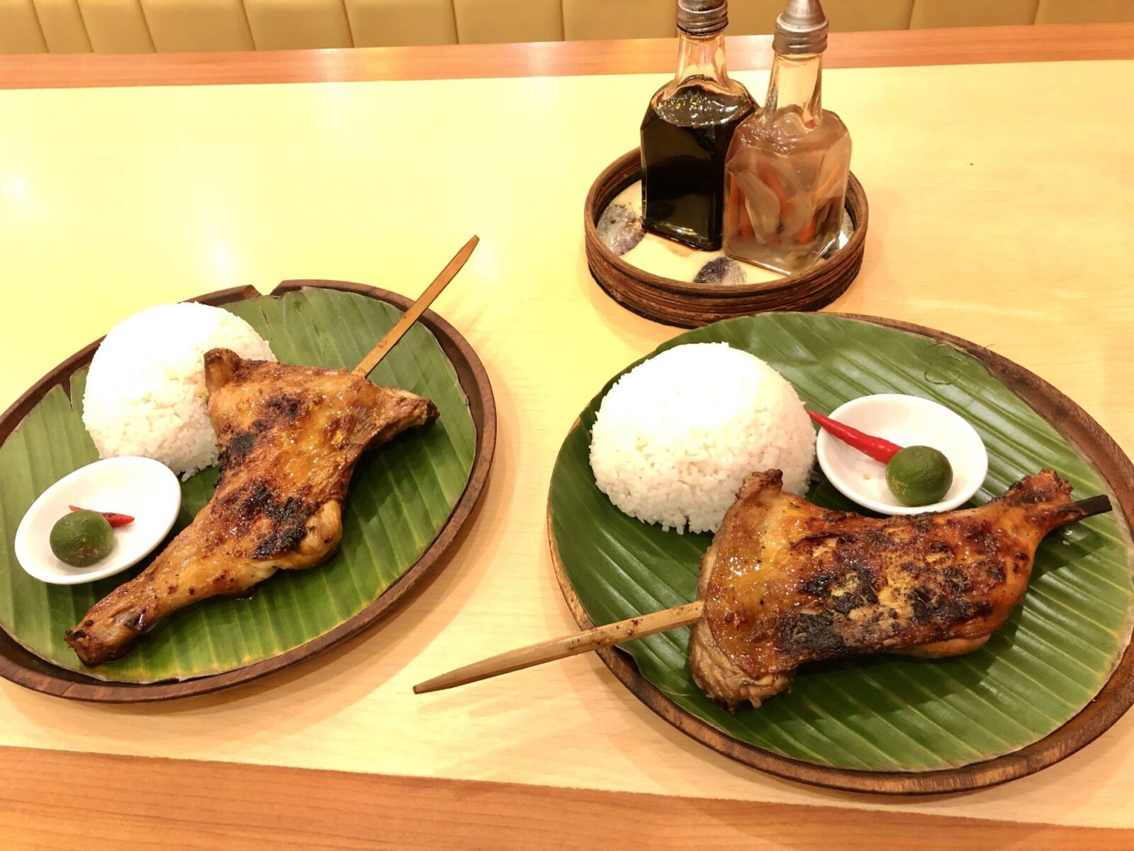 バコロドチキン
チキンイナサル